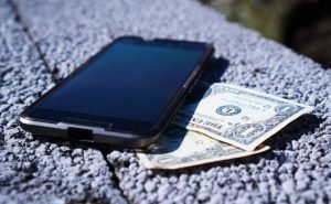 smartphone-dinero