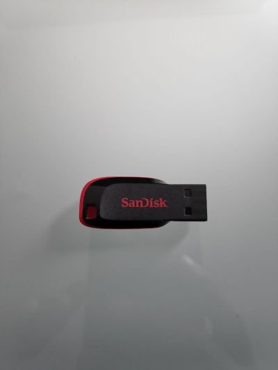 Memoria USB SanDisk 8GB 2.0 Cruzer Blade